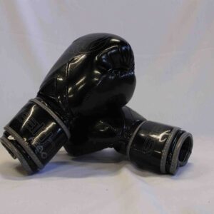 reeevo Black Gloves shop from return of the dragon kitchener waterloo